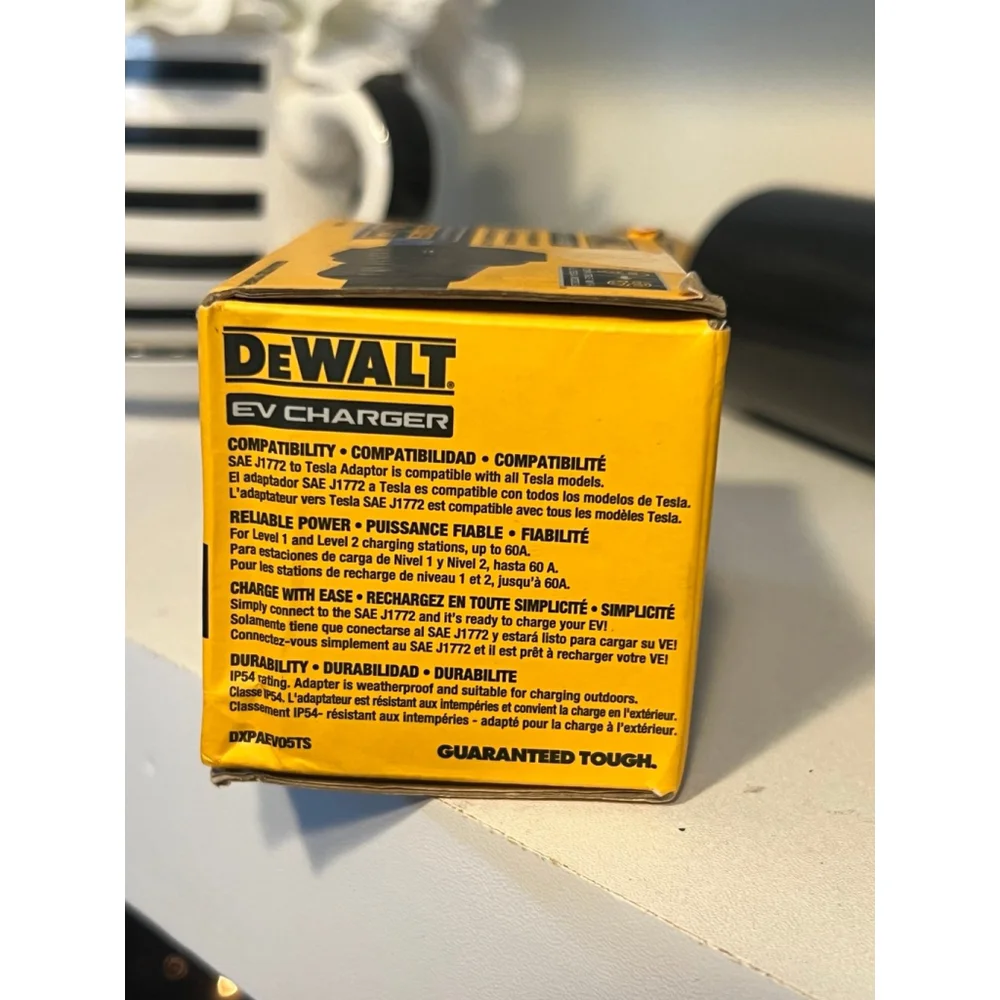 New Dewalt Tesla Charger Adapter 60 Amp 240-Volt AC Portable EV Charger Adapter